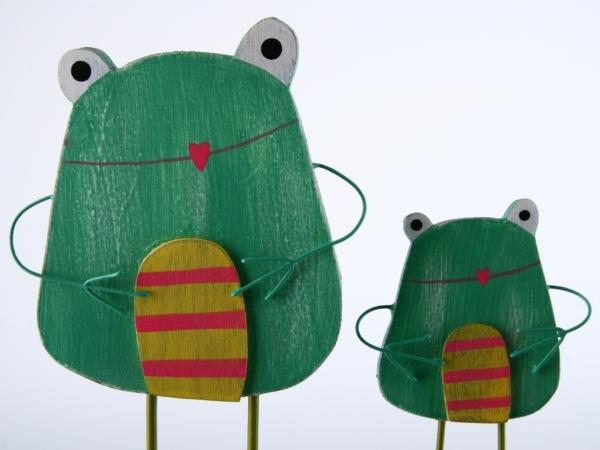 Stecker Frosch Holz flach m Drahtbeinen
!! Aktionsartikel- Kein Umtausch / Rückgabe möglich !! B6 L22cm