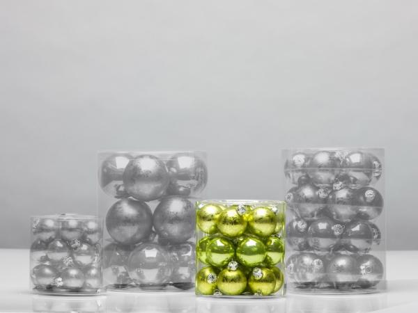 Kugel XMas D5cm grün opal-Edelmix
!! Aktionsartikel- Kein Umtausch / Rückgabe möglich !! D5cm