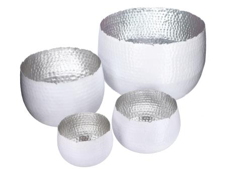 Windlicht Blech Set4 Jumbo innen Schlagmetall versilbert aussen weiss
!! Aktionsartikel- Kein Umtausch / Rückgabe möglich !! 20 15/25 18/36 2