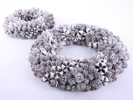 Kranz Zapfen Schoten whitewashed   D22cm