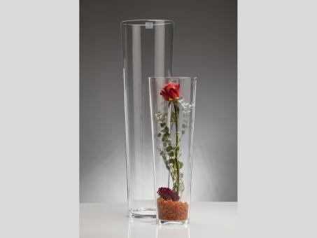 Vase Glas konisch D17 H50cm Hot Cut
!! Aktionsartikel- Kein Umtausch / Rückgabe möglich !! D17 H50cm